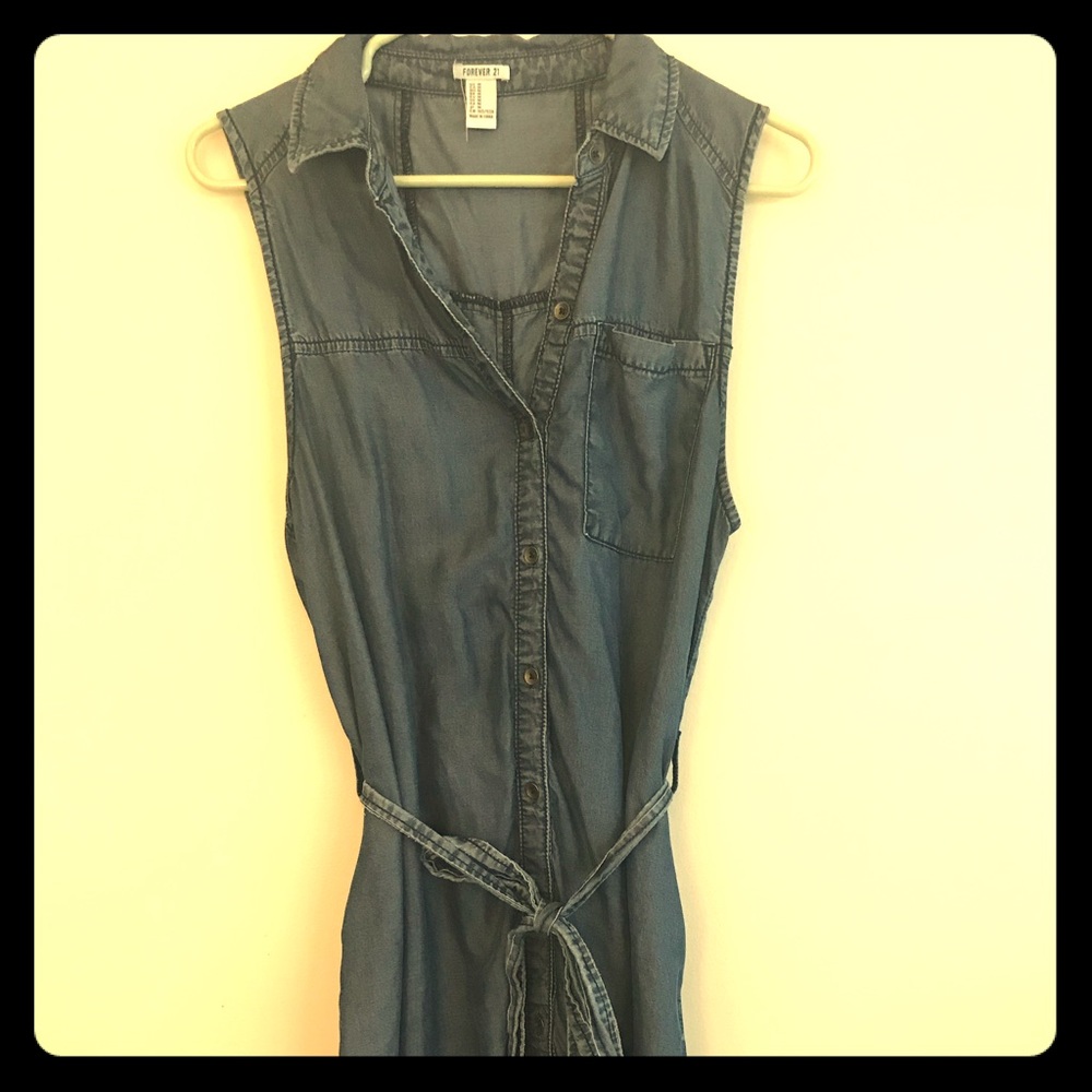Dark chambray midi dress with tie in middle